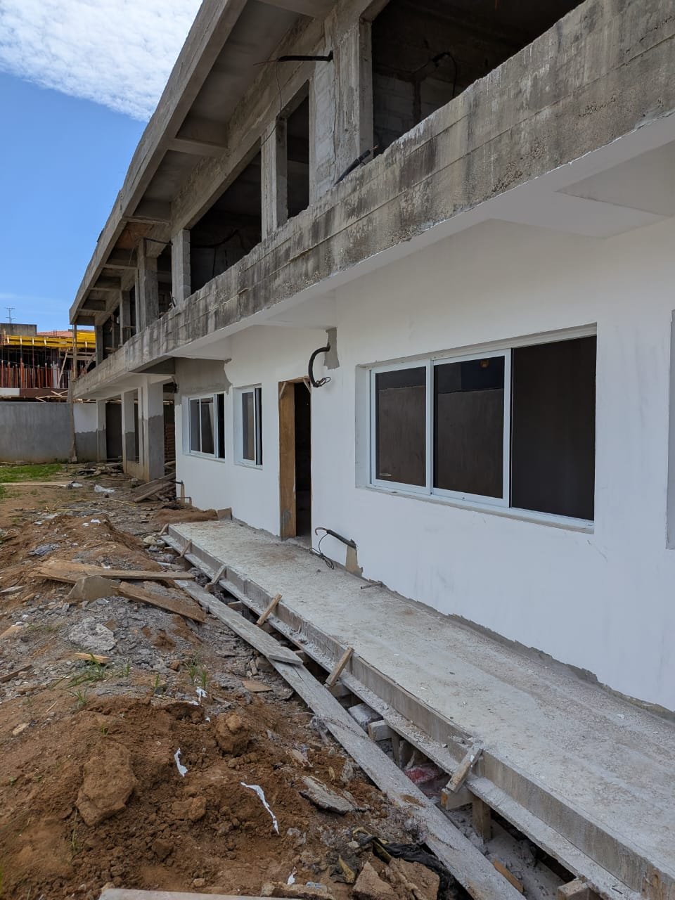 Construction d&rsquo;une école privée R+2  réalisé à bingerville.