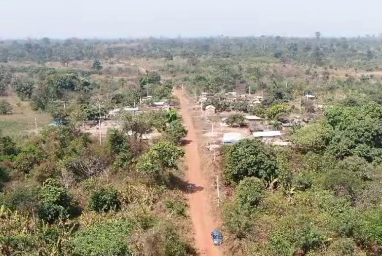 TERRAIN 500m² APPROUVÉ, Bouquinville: 4Millions